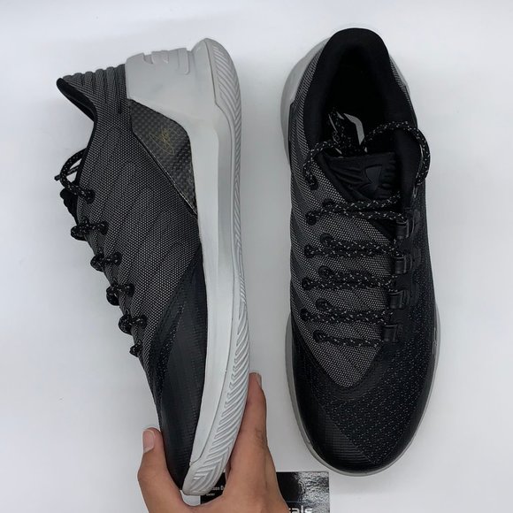 NEW Under Armour Steph Curry 3 Low Black main image 3